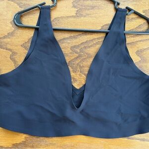 Women's Black Wireless Bra